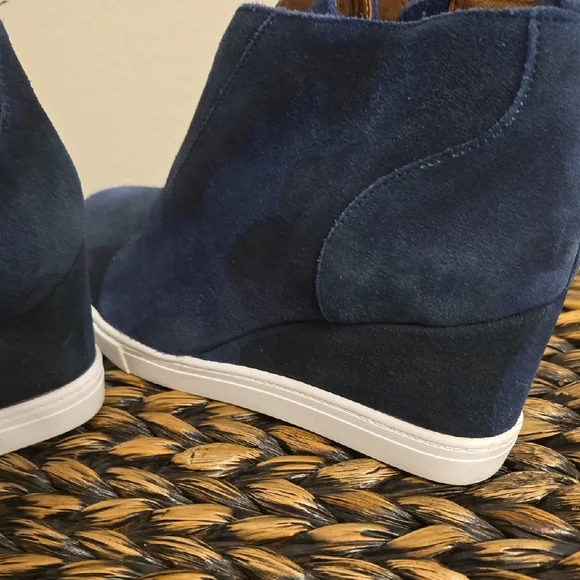 Linea Paolo - Stylish Blue Wedge Ankle Boots - Picture 7 of 8